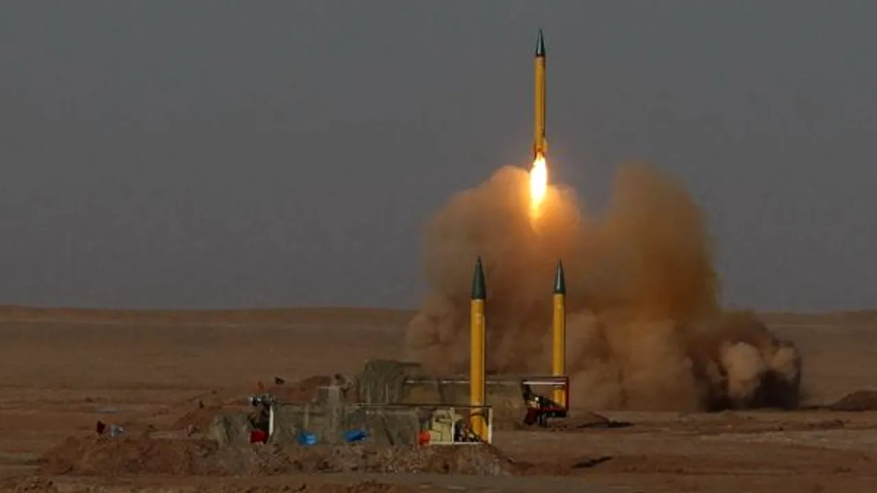 Iranul aruncă în războiul cu Israel o nouă rachetă capabilă să transporte FOCOASE nucleare. Racheta Sejil, numită după un verset din Coran
