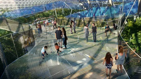 Și-a cumpărat bilet de avion doar pentru a petrece mai mult timp alături de soție. De ce a fost arestat soțul