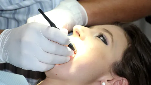 Cât de des trebuie să mergi la dentist și de ce?