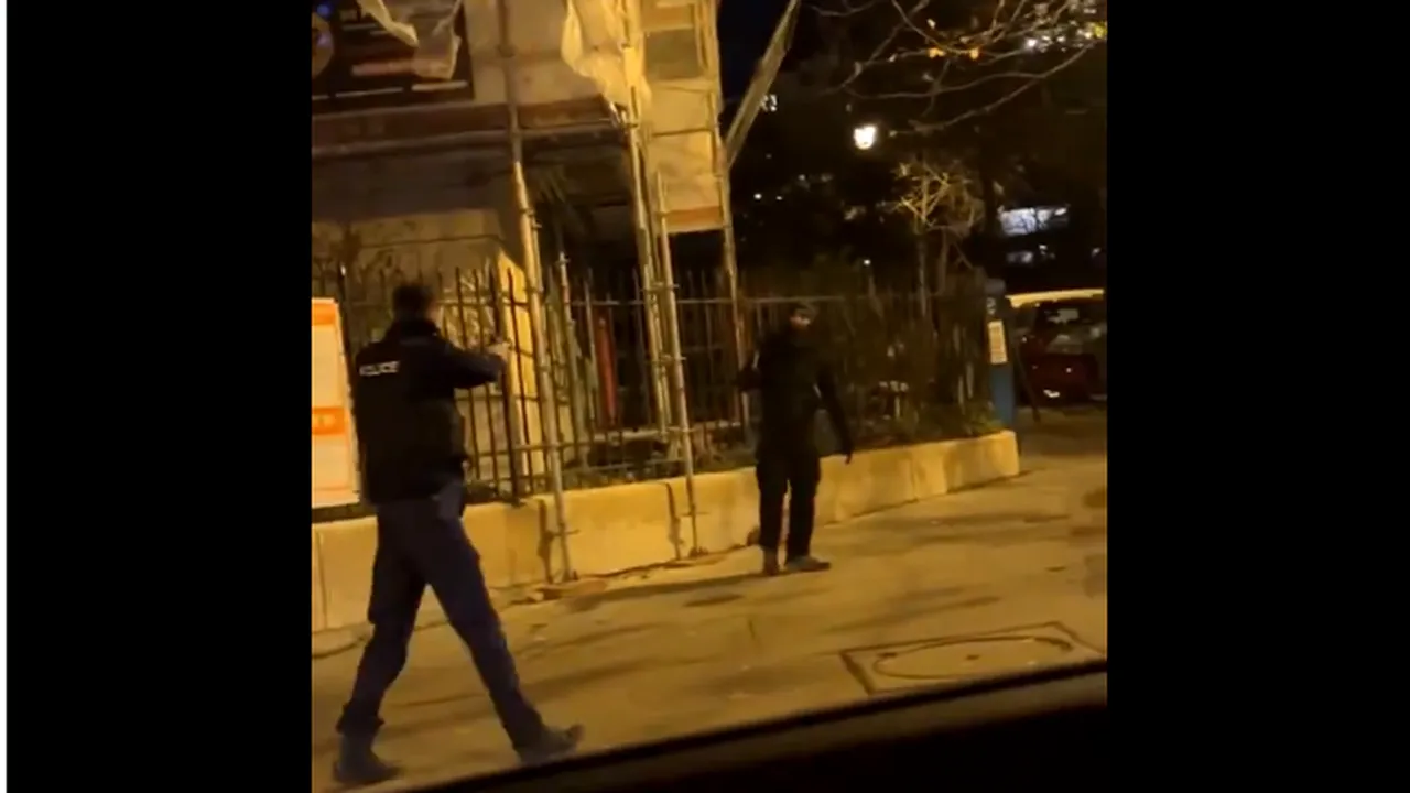 Atac TERORIST la Paris, lângă Turnul Eiffel: Un turist german a murit, alte două persoane au fost rănite / Atacatorul ar fi strigat „Allah Akbar”