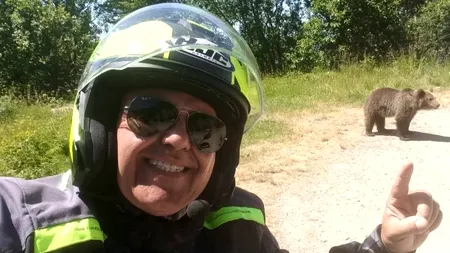 Ultimele imagini cu motociclistul omorât de urs, pe Transfăgărășan. În telefon avea un film cu primele secunde ale atacului