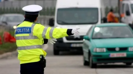 Un șofer nervos, prins fără centură și trusa de siguranță, a agresat un polițist care l-a tras pe dreapta