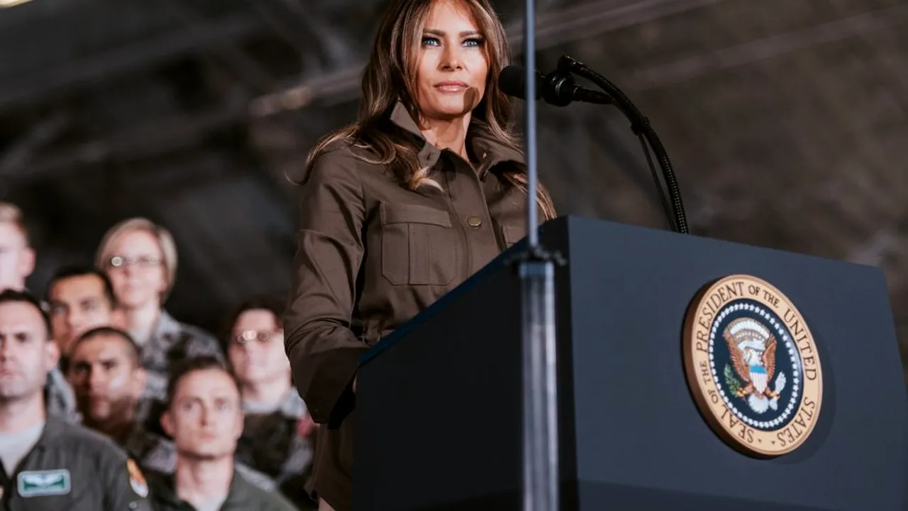 Melania Trump, show total la Convenția Republicană. L-a lăsat fără replică până și pe liderul de la Casa Albă. Galerie FOTO și VIDEO!