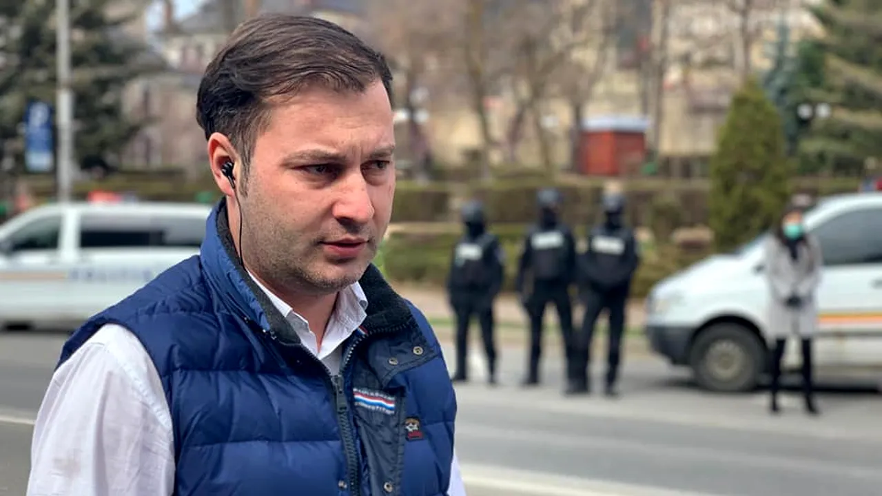 Un secretar de stat în Ministerul Energiei se plânge că nu are apă caldă: ”Trăim ca acum 100 de ani”