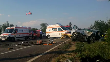 CUMPLIT. Accident grav produs în Ialomița. Un șofer a murit şi alte trei persoane au fost rănite
