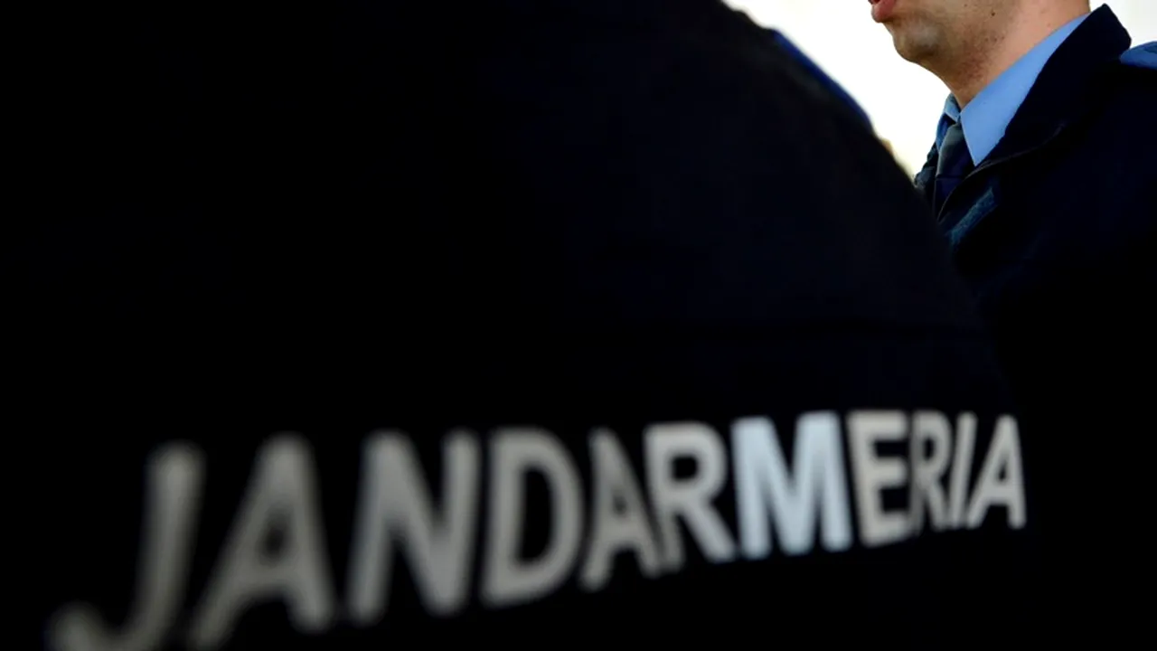 Mama unui elev reclamă a fost aruncat pe geam la școală, polițiștii au stabilit că nu a fost agresat