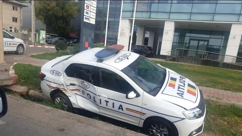 ACCIDENT în Iași. Două autospeciale de Poliție s-au ciocnit