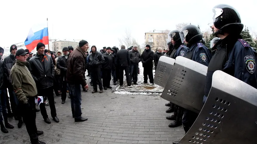 Un comisariat de poliție din estul Ucrainei a fost ocupat de militanți proruși. Ministrul de Interne: Nu vom avea toleranță pentru teroriști