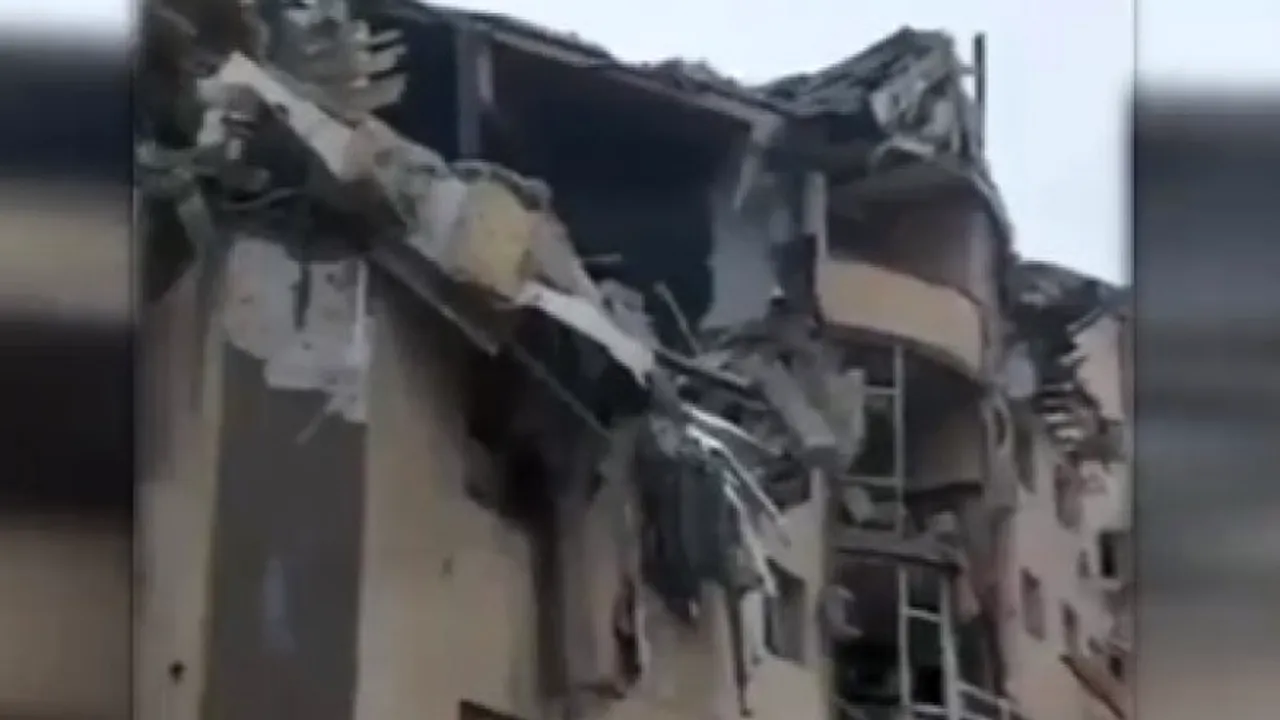 VIDEO | O rachetă rusească a lovit o maternitate în Jîtomîr. Ce a rămas în urma atacului