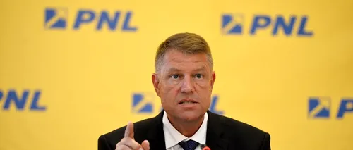 Îl provoc pe Klaus Iohannis să-și toarne cenușă-n cap