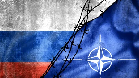 Rusia consideră PERICULOASE tentativele lui Macron de a trimite trupe combatante în Ucraina și critică poziția NATO, după afirmațiile lui Sikorski