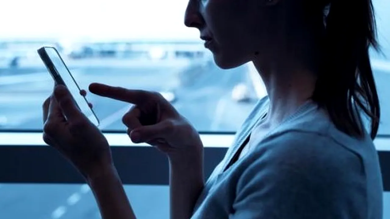 AJUTOR. Salvați Copiii lansează o linie telefonică unde părinții sunt consiliați psihologic