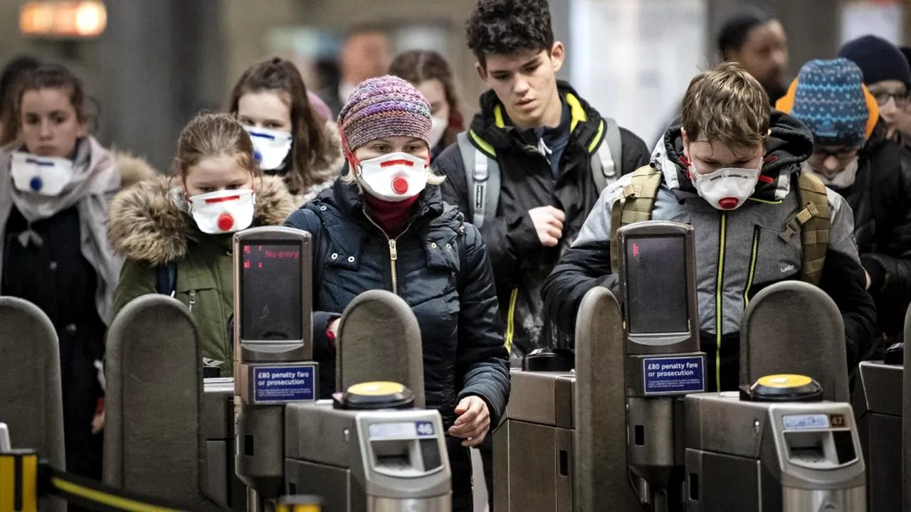 BILANȚ DEZASTRUOS! 10.000 de persoane ar fi infectate cu coronavirus în Marea Britanie