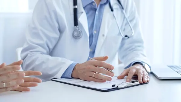 De ce a fost respinsă o candidată la concursul de manager al Spitalului Pașcani. În cursă a rămas actualul manager interimar al unității medicale