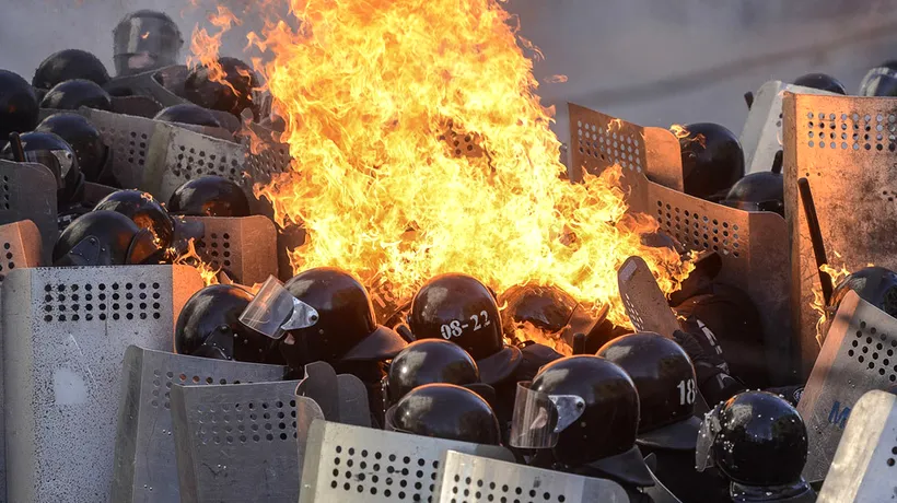 Peste 50 de persoane vor fi puse sub acuzare pentru uciderea manifestanților în Ucraina