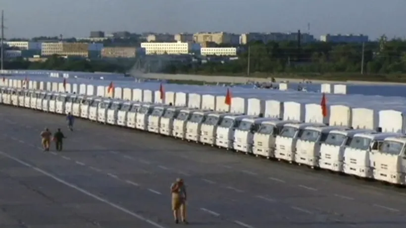 CALUL TROIAN: Camioanele lui Putin sunt la 20 de kilometri de granița cu Ucraina. Ce e în ele? UPDATE