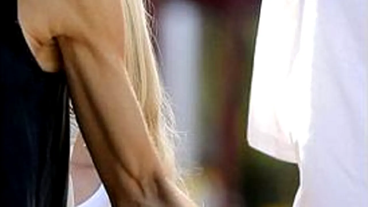 O cunoscută actriță de la Hollywood „a exagerat cu exercițiile fizice