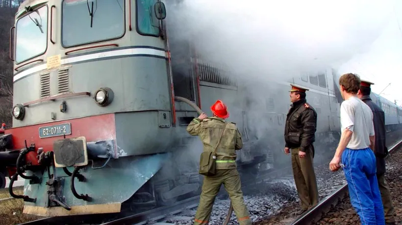 Un tren internațional care se îndrepta spre București a lovit un tir încărcat cu zahăr