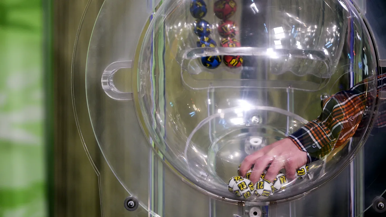 REZULTATE LOTO: Loto 6/49, Noroc, Joker, Noroc Plus, Loto 5/40 și Super Noroc. Numerele extrase joi 27 iunie 2019. Report uriaș la Joker