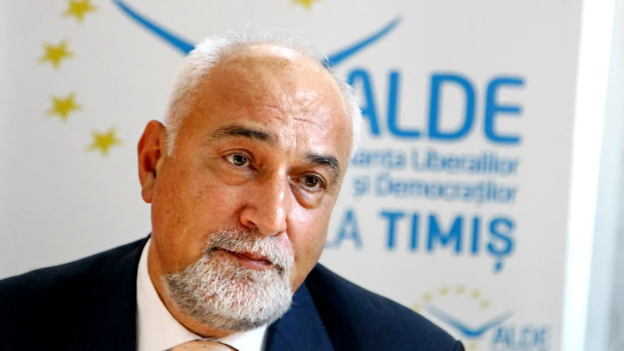 Vosganian iese la atac: PNL și USR cu o mână îmbrâncesc Guvernul, dar cu cealaltă mână îl țin să nu cadă