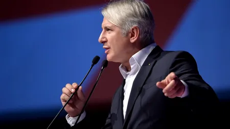 Teodorovici, despre campanie: Mi-aș dori o dezbatere partizană și un consens în politică