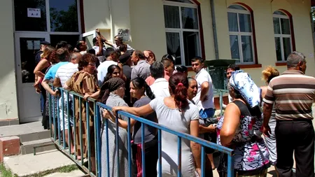 REFERENDUM 2012. Peste 16.000 de persoane decedate sau cu acte de identitate expirate, pe listele electorale