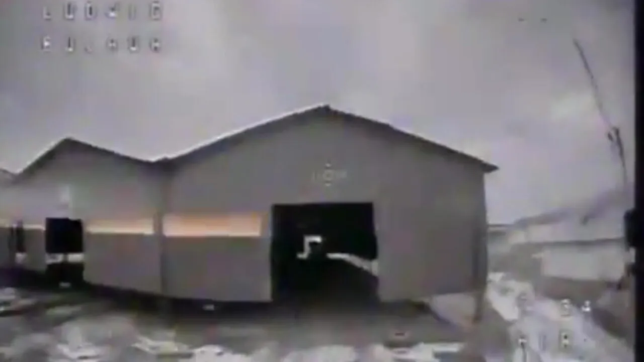 Încrezători după Avdiivka, rușii au lăsat ușile deschise la un depozit de arme. Surorile „Babăi Iaga” i-au făcut o vizită devastatoare