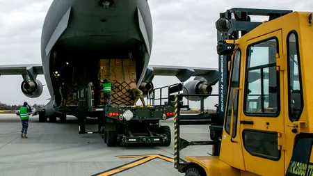 ECHIPAMENTE MEDICALE | Un alt transport de 45 de tone ajunge în România din Coreea de Sud