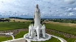 Cea mai înaltă statuie a Fecioarei Maria din Europa, inaugurată într-un mic sat din Polonia