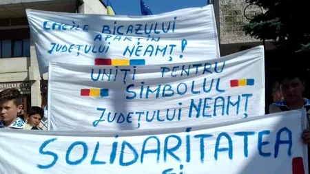 Protest la Piatra Neamț, față de decizia instanței privind pierderea Cheilor Bicazului - FOTO