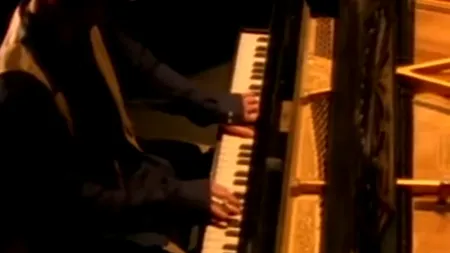 Liderul unei trupe celebre în anii '90 trăiește din ajutor social și vrea să se sinucidă. Idolul tinerelor a ajuns de nerecunoscut: Mi-ați strâns cătușele prea tare. Mă taie până la os!