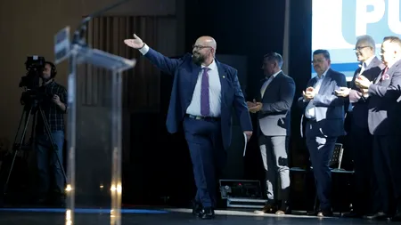 Cristian Popescu PIEDONE lansează candidații la europarlamentare și locale / „Prezența dumneavoastră este o operație pe viu”