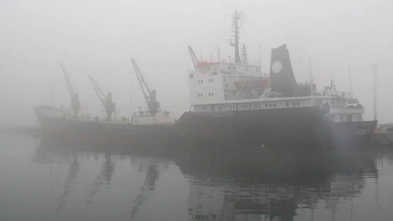 Porturi închise la Constanța, din cauza vântului puternic