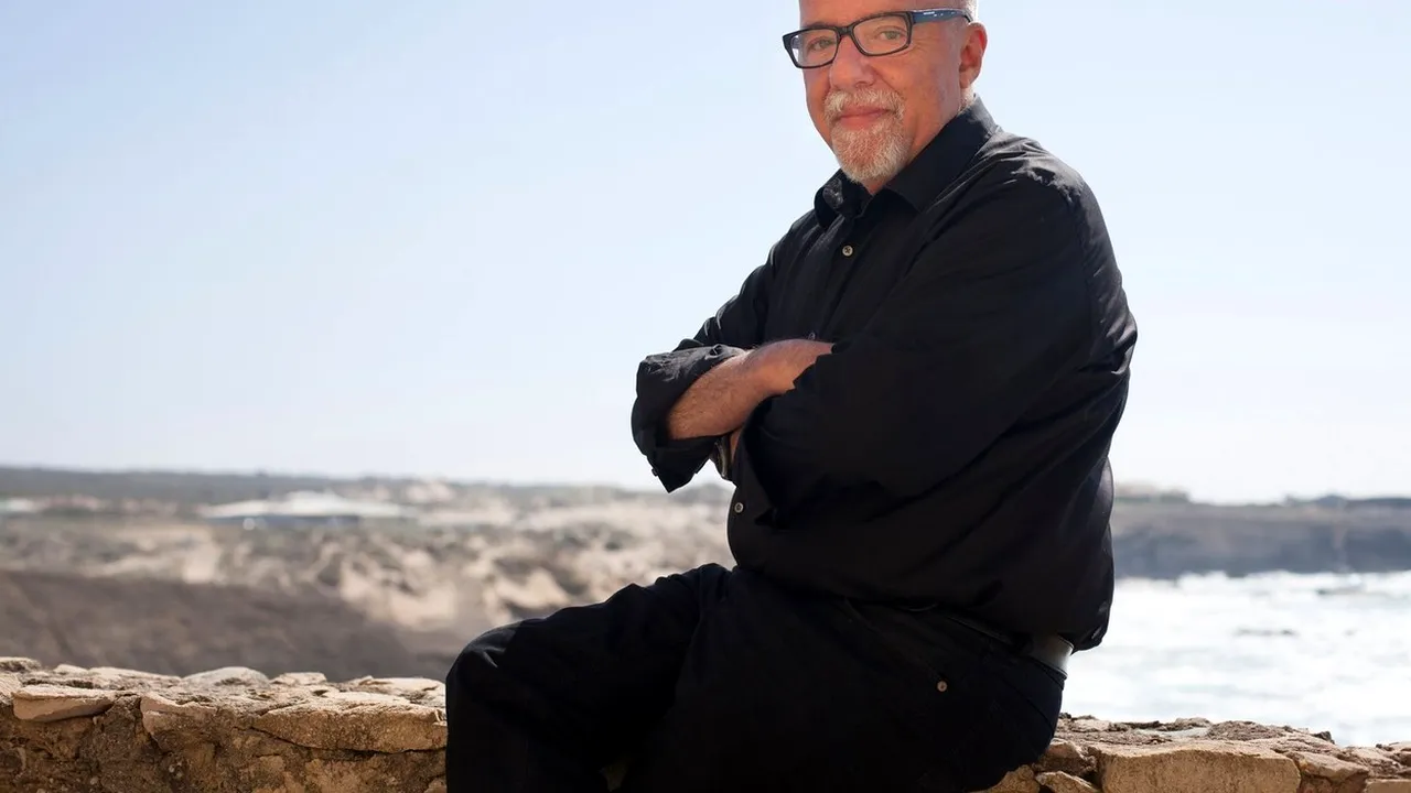 8 lucruri pe care nu le știai despre Paulo Coelho: de ce a făcut închisoare autorul Alchimistului