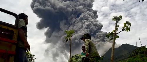 GALERIE FOTO. Vulcanul Sinabung ar putea erupe din nou