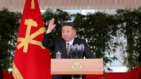 Coreea de Nord anunță lansarea unor crucișătoare de 10.000 de tone. Kim Jong-Un spune că navele de război vor fi echipate cu arme nucleare