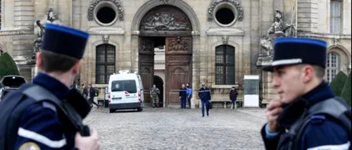 Un bărbat cu probleme psihice, împușcat mortal de poliție la Paris
