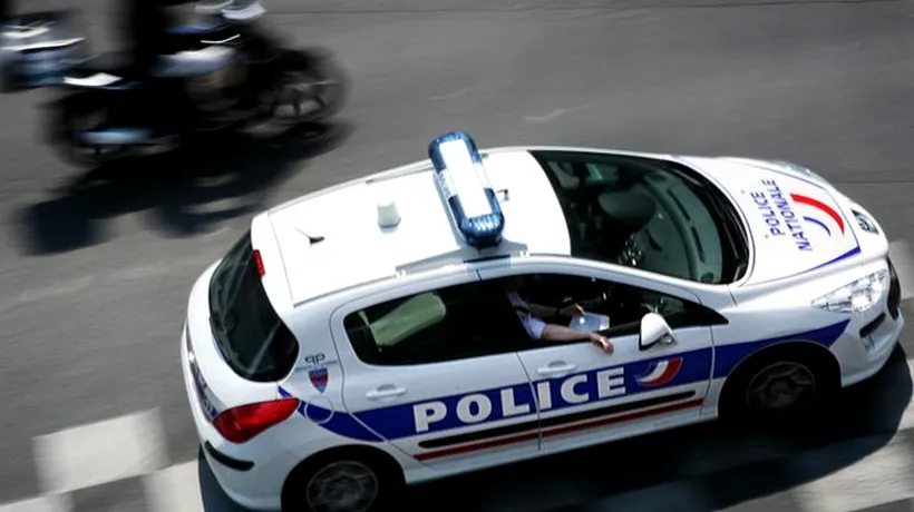Doi români au fost arestați în Franța, după ce au jefuit mai mulți comercianți. Ce metodă clasică foloseau