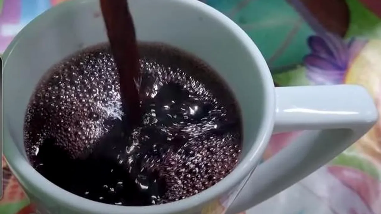 Cum prepari vinul FIERT perfect. Condimentul secret care îi oferă savoare