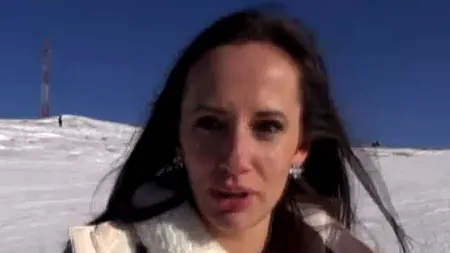Această tânără a fost atracția pârtiei. Cum a apărut îmbrăcată, la Sinaia: ''Ne-am gândit să facem ceva mai special''