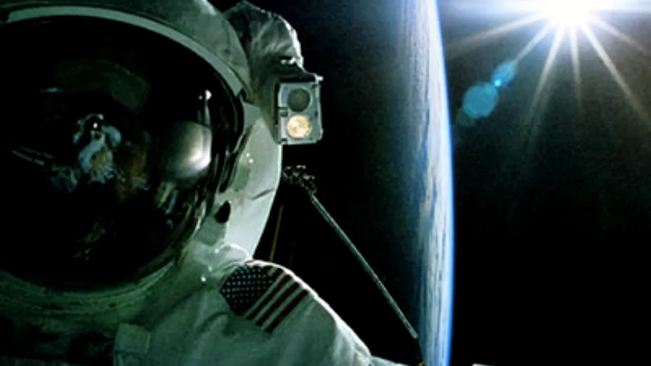 Mirosul din spațiu, recreat de un cercetător britanic