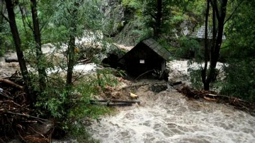 Zeci de gospodării inundate în 11 localități din Teleorman