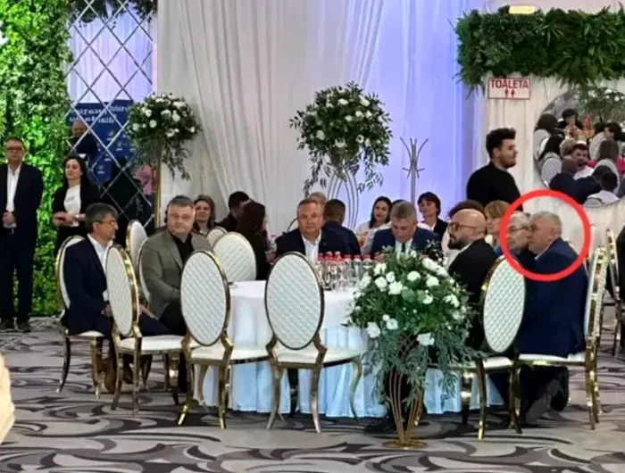 Gheorghe Coman la aceeasi masa cu Nicolae Ciuca.