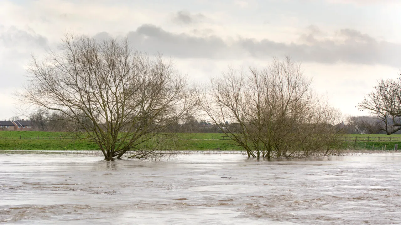 Atenționări tip Cod galben de inundații în România, duminică. Zonele vizate