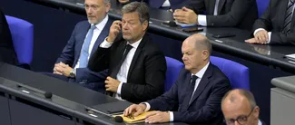 Olaf Scholz ignoră apelurile lui Emmanuel Macron / Germania continuă exporturile de ARMAMENT către Israel