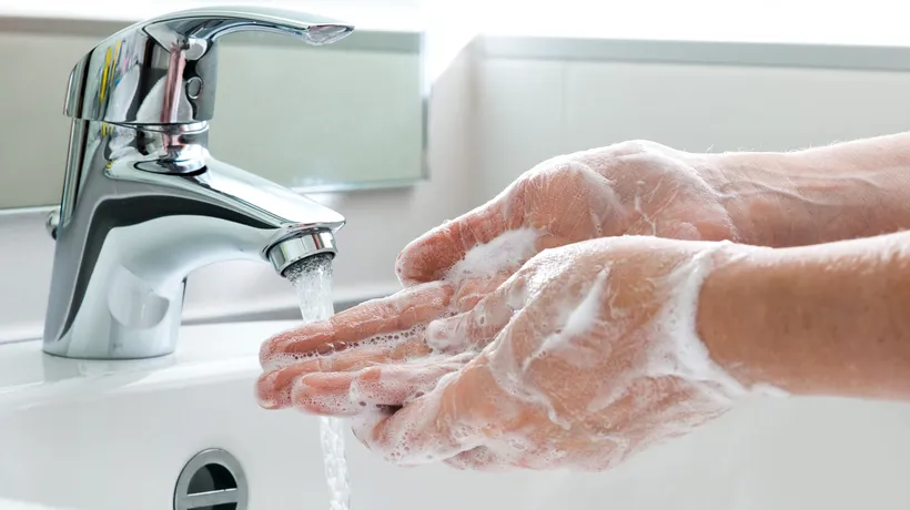 Directorul Institutului naţional pentru alergii şi boli infecţioase din SUA: măştile sunt inutile, igiena riguroasă a mâinilor este importantă