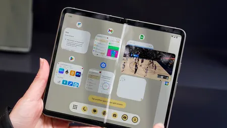 GOOGLE lansează primul său smartphone pliabil cu o baterie „gigant”. Va fi disponibil din iunie. Cât va costa?