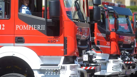 Incendiu la locomotiva unui tren de călători în gara Sinaia. 120 de oameni au coborât din tren