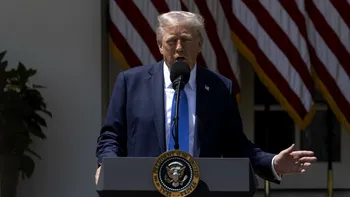 Trump, afacere de aproape 1,5 miliarde de dolari cu Emiratele Arabe Unite. Cine beneficiază de acești bani