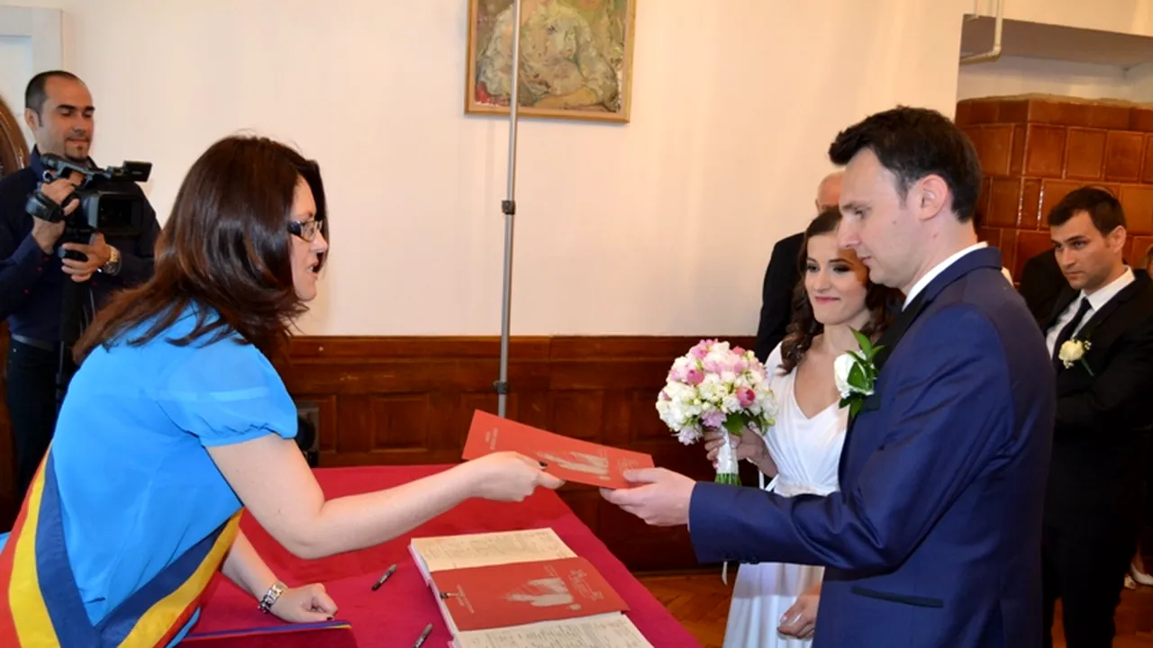 Căsătoriile civile ar putea să NU mai fie oficiate la Primărie. Legea propusă de parlamentarii UDMR